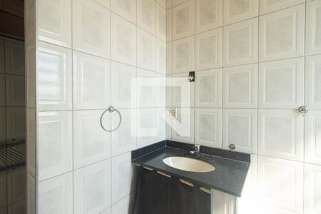 Casa à venda com 360m², 3 quartos e 3 vagas Casa à venda com 360m², 3 quartos e 3 vagasBanheiro da Suíte 2