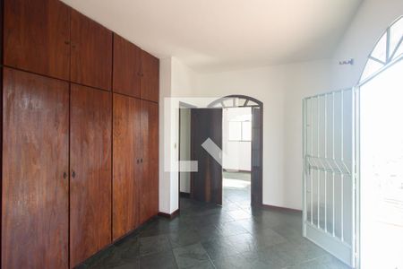 Casa à venda com 360m², 3 quartos e 3 vagas Casa à venda com 360m², 3 quartos e 3 vagasSuíte 1