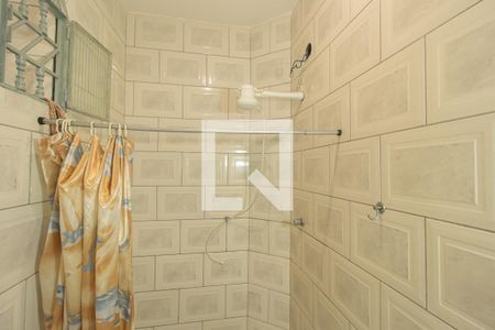 Casa à venda com 360m², 3 quartos e 3 vagas Casa à venda com 360m², 3 quartos e 3 vagasBanheiro Social