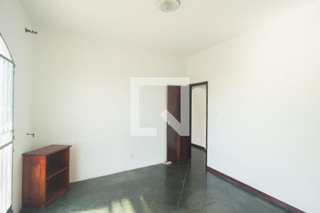 Casa à venda com 360m², 3 quartos e 3 vagas Casa à venda com 360m², 3 quartos e 3 vagasSuíte 2