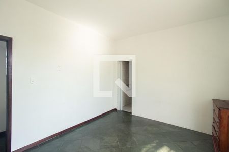 Casa à venda com 360m², 3 quartos e 3 vagas Casa à venda com 360m², 3 quartos e 3 vagasSuíte 2