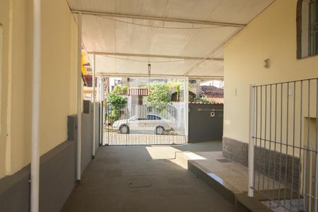 Casa à venda com 360m², 3 quartos e 3 vagas Casa à venda com 360m², 3 quartos e 3 vagasGaragem