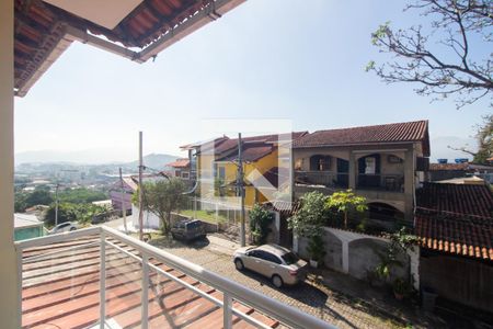 Casa à venda com 360m², 3 quartos e 3 vagas Casa à venda com 360m², 3 quartos e 3 vagasVaranda da Suíte 1