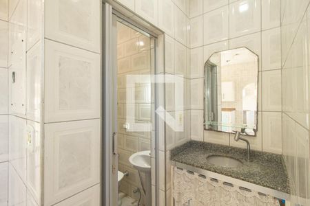 Casa à venda com 360m², 3 quartos e 3 vagas Casa à venda com 360m², 3 quartos e 3 vagasBanheiro Social