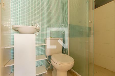 Apartamento para alugar com 48m², 2 quartos e 1 vagaDetalhe do Banheiro Social