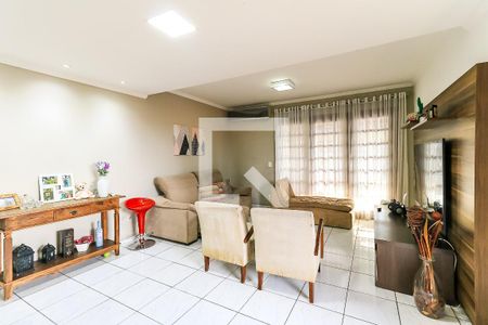 Sala de casa à venda com 3 quartos, 125m² em Jardim Umarizal, São Paulo