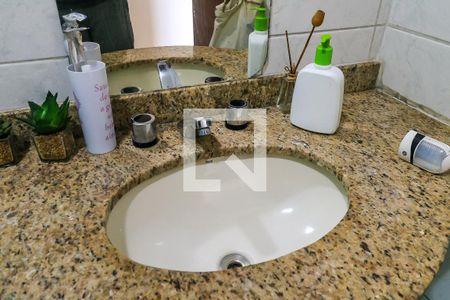 Casa à venda com 125m², 3 quartos e 3 vagasBanheiro