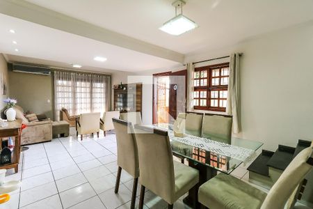 Sala de casa à venda com 3 quartos, 125m² em Jardim Umarizal, São Paulo