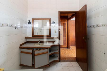 Casa à venda com 401m², 4 quartos e 4 vagasBanheiro da Suíte