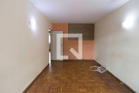 Sala de casa para alugar com 2 quartos, 120m² em Estância Jaraguá, São Paulo