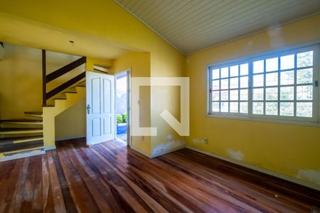 Sala de casa à venda com 3 quartos, 162m² em Aberta dos Morros, Porto Alegre
