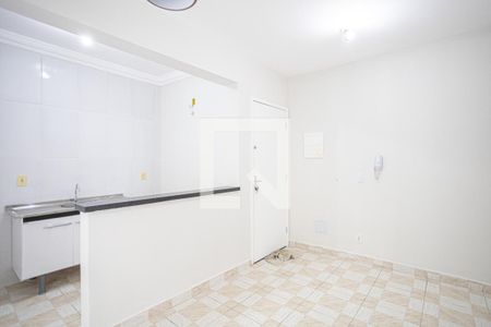 Sala de apartamento à venda com 3 quartos, 60m² em Padroeira, Osasco
