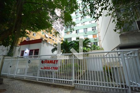 Apartamento à venda com 95m², 4 quartos e 1 vagaFachada