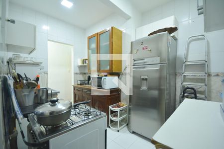 Apartamento à venda com 95m², 4 quartos e 1 vagaCozinha