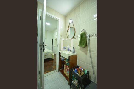 Apartamento à venda com 95m², 4 quartos e 1 vagaBanheiro da suíte