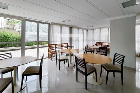 Apartamento para alugar com 107m², 3 quartos e 1 vagaSalão de Festa