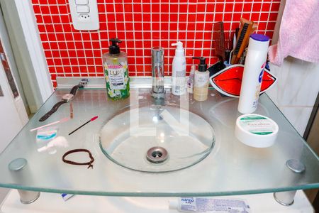 Casa à venda com 196m², 3 quartos e 2 vagasBanheiro da Suíte