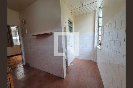 Apartamento à venda com 60m², 2 quartos e 1 vagaÁrea de Serviço