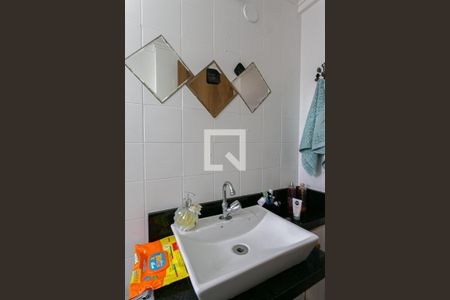 Apartamento à venda com 58m², 3 quartos e 1 vaga Apartamento à venda com 58m², 3 quartos e 1 vagaBanheiro