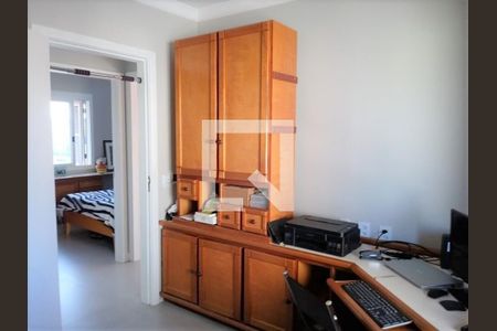 Apartamento para alugar com 3 quartos, 102m² em Rio Branco, Porto Alegre