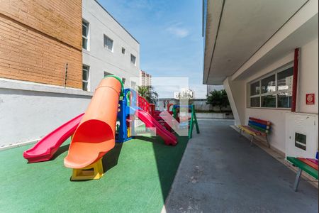 Apartamento à venda com 140m², 3 quartos e 2 vagas Apartamento à venda com 140m², 3 quartos e 2 vagasPlayground