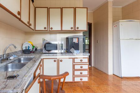 Casa de condomínio para alugar com 850m², 8 quartos e 5 vagas Casa de condomínio para alugar com 850m², 8 quartos e 5 vagasCozinha