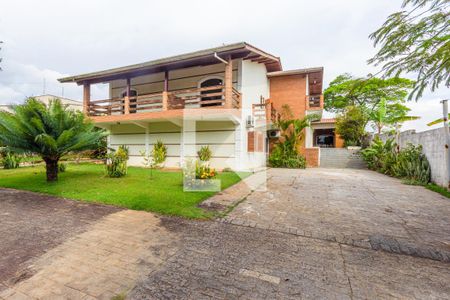 Casa de condomínio para alugar com 850m², 8 quartos e 5 vagas Casa de condomínio para alugar com 850m², 8 quartos e 5 vagasFachada