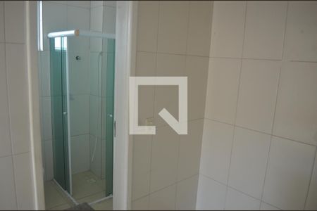 Cozinha de apartamento para alugar com 1 quarto, 40m² em Centro, São Vicente