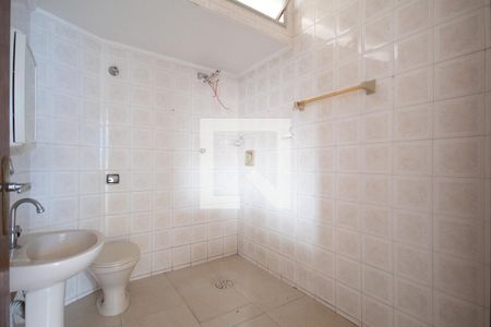 Banheiro de apartamento para alugar com 1 quarto, 53m² em Jaguaribe, Osasco