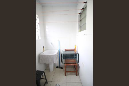 Casa de condomínio para alugar com 40m², 1 quarto e sem vagaarea de serviço