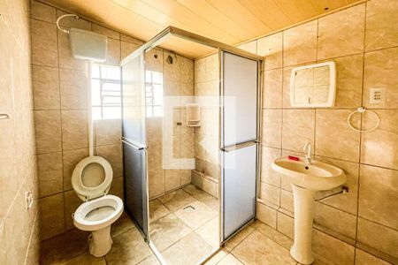 Banheiro de casa à venda com 6 quartos, 180m² em Feitoria Seller, São Leopoldo