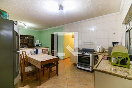 Casa à venda com 409m², 5 quartos e 2 vagas Casa à venda com 409m², 5 quartos e 2 vagasCozinha