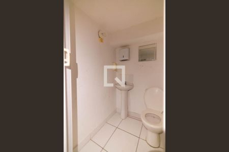 Casa à venda com 409m², 5 quartos e 2 vagas Casa à venda com 409m², 5 quartos e 2 vagasBanheiro de serviço