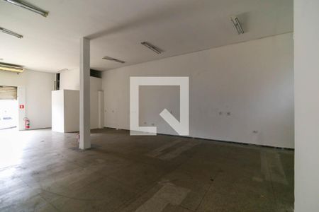 Casa à venda com 409m², 5 quartos e 2 vagas Casa à venda com 409m², 5 quartos e 2 vagassalão