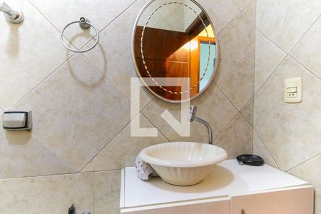 Casa à venda com 409m², 5 quartos e 2 vagas Casa à venda com 409m², 5 quartos e 2 vagasBanheiro 1