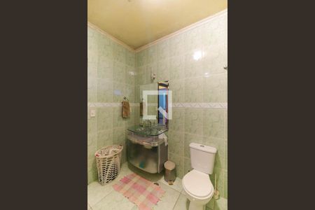 Casa à venda com 409m², 5 quartos e 2 vagas Casa à venda com 409m², 5 quartos e 2 vagasBanheiro 2