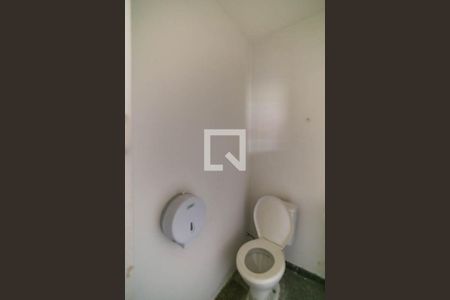 Casa à venda com 409m², 5 quartos e 2 vagas Casa à venda com 409m², 5 quartos e 2 vagasBanheiro 2