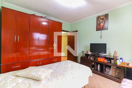 Casa à venda com 409m², 5 quartos e 2 vagas Casa à venda com 409m², 5 quartos e 2 vagasQuarto 2