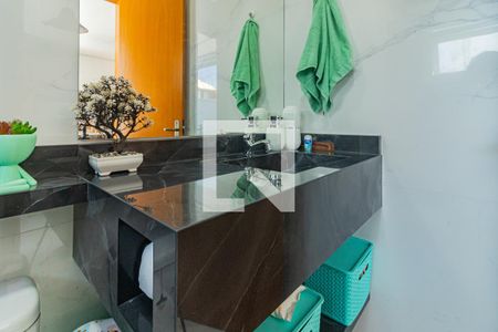 Casa à venda com 130m², 3 quartos e 2 vagas Casa à venda com 130m², 3 quartos e 2 vagasDetalhe do Banheiro Social 2