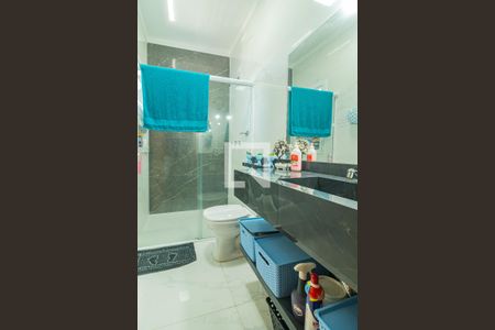 Casa à venda com 130m², 3 quartos e 2 vagas Casa à venda com 130m², 3 quartos e 2 vagasBanheiro da Suíte