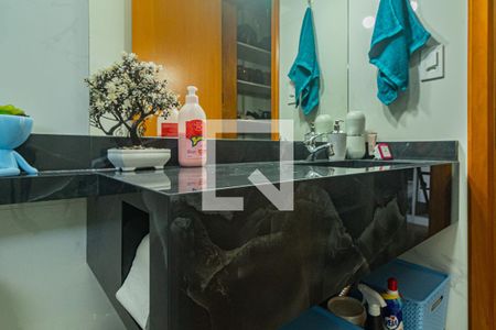 Casa à venda com 130m², 3 quartos e 2 vagas Casa à venda com 130m², 3 quartos e 2 vagasDetalhe do Banheiro da Suíte