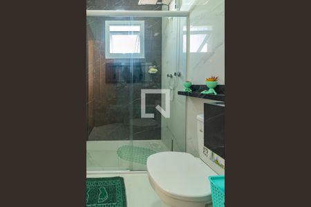 Casa à venda com 130m², 3 quartos e 2 vagas Casa à venda com 130m², 3 quartos e 2 vagasBanheiro Social 2