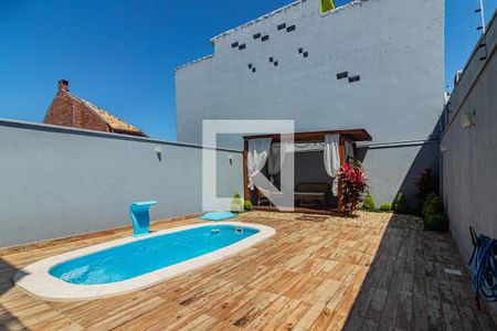Casa à venda com 130m², 3 quartos e 2 vagas Casa à venda com 130m², 3 quartos e 2 vagasQuintal