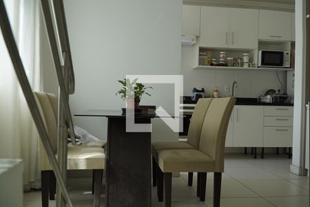 Sala de casa para alugar com 3 quartos, 120m² em Campeche, Florianópolis