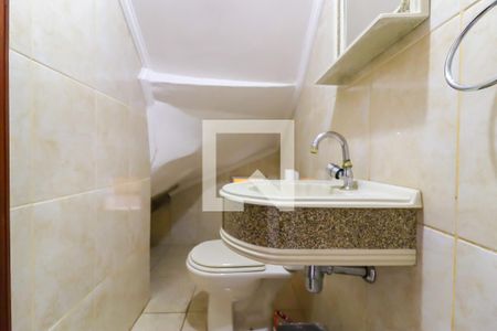 Lavabo de casa para alugar com 4 quartos, 263m² em Jardim Clementino, Taboão da Serra