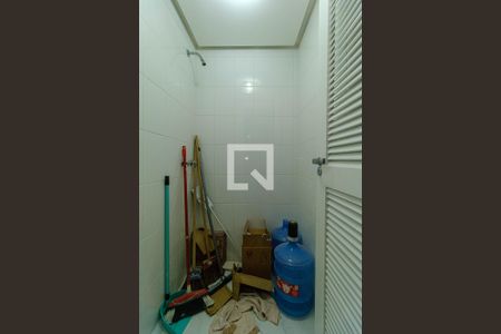 Apartamento para alugar com 91m², 3 quartos e 2 vagas Apartamento para alugar com 91m², 3 quartos e 2 vagasBanheiro de Serviço