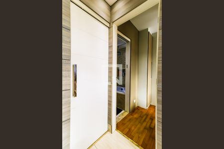 Apartamento à venda com 120m², 2 quartos e 2 vagas Apartamento à venda com 120m², 2 quartos e 2 vagasSuíte