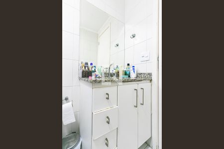 Apartamento à venda com 80m², 2 quartos e 1 vaga Apartamento à venda com 80m², 2 quartos e 1 vagaBanheiro da Suíte