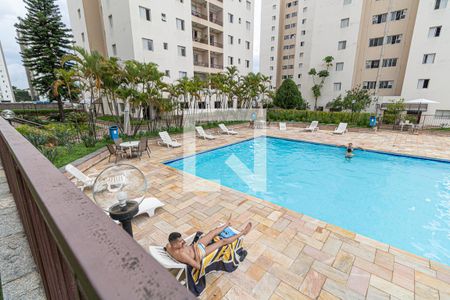 Apartamento à venda com 68m², 2 quartos e 1 vagaÁrea comum - Piscina