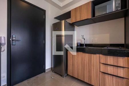 Studio - Varanda de kitnet/studio para alugar com 1 quarto, 18m² em Pinheiros, São Paulo